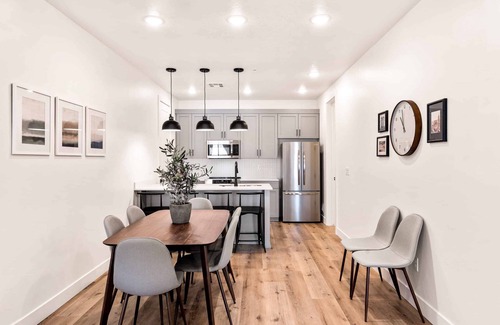 St. George Condo | Sunflower #98: Desert Color Lagoon + Beaches