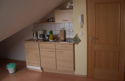 Adelshofen Apartment | Sunflower apartment (25 sqm)