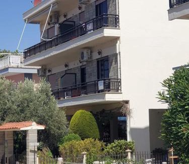 Nea Khili Apartment | Sunflower by the Sea, Alexandroupolis