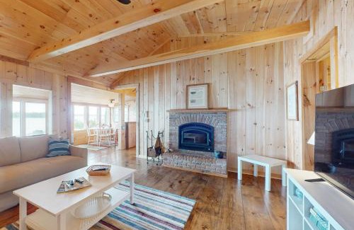 Freeport House | Sunflower Cottage
