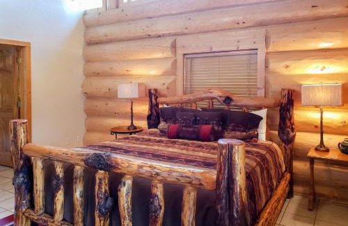 San Juan River Village House | Sunflower Lodge
