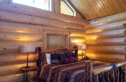 San Juan River Village House | Sunflower Lodge