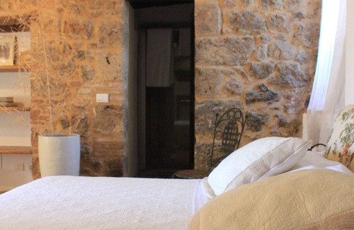 Simignano House | Sunflower Room