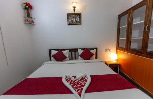 Kalapettai Bed & Breakfast | Sunflower Villa