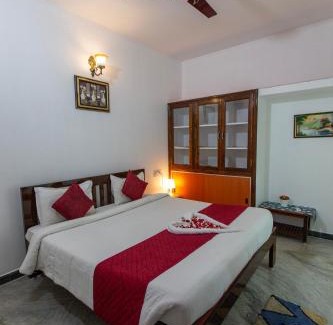 Kalapettai Bed & Breakfast | Sunflower Villa