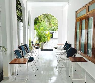 Jaffna House | Sunflowers Canada House
