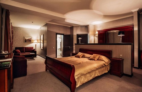 Almaty Hotel | Sunkar