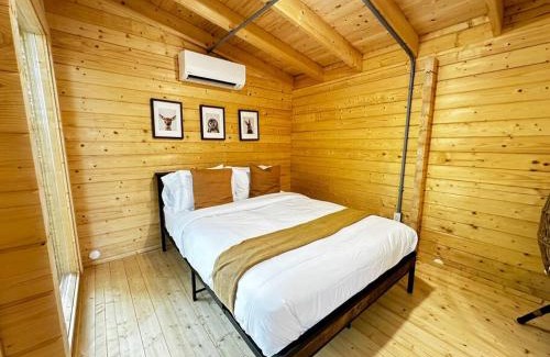 Kings County House | Sunken Escapes Unit 6 ZEEK
