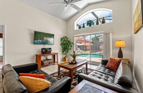 Solana House | Sunkist Getaway