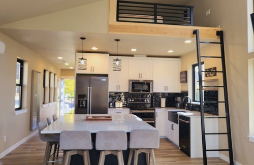 Sunland Estates House | Sunland Funland Tower