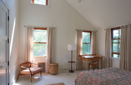 South Thomaston House | Sunlit Comfort on Private Waterfront - Complete Tranquility Minutes from Town