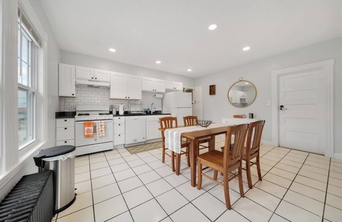 Allston Apartment | Sunlit Corner Room in Shared Apt Near Everything