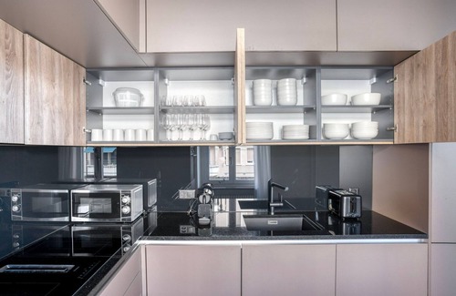 Gundeldingen Apartment | Sunlit Gundeldingen 3 Room w/Storage, nr Basel Main Stn, by Blueground