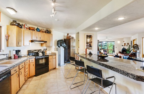 Seton Village House | Sunlit Hills Art and Views | Amazing Mountain View