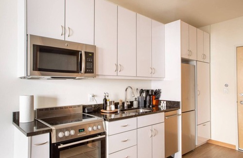 Fifth Ward Apartment | Sunlit Modern Apartment with Balcony