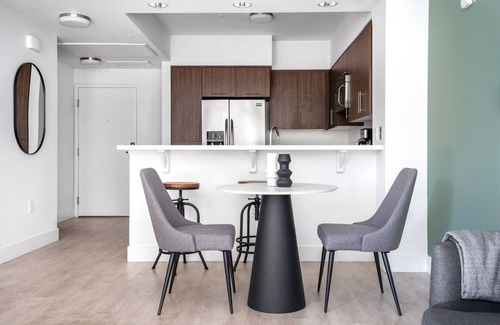 Centennial Apartment | Sunlit Redwood City 1BR w/Lounge, Gym & W/D, nr Caltrain, by Blueground