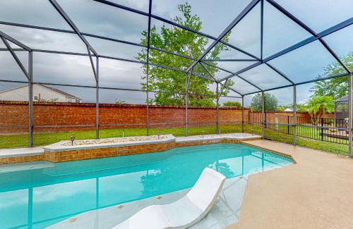 Crescent Lakes House | Sunlit Serenity Oasis