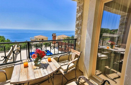 Rezevici Villa | Sunniest Villa Calia