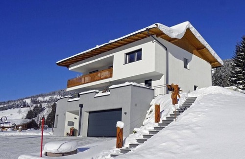 Vorderglemm Boat Rental | Sunnseit Comfortable Holiday Residence