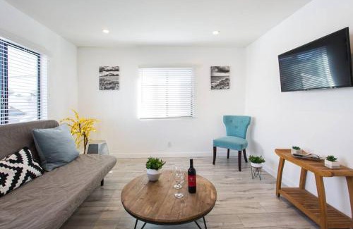 Venice Apartment | Sunny 1 Bedroom in the Heart of Venice Beach - #3
