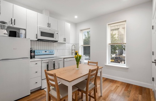 Powelton Village Apartment | SUNNY 1B1B WALK 2 UPENN, DREXEL, CHOP, HUP, MUSEUM
