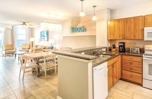 Ash Condo | Sunny 2BR w/Ocean Views & Lazy Pool Days