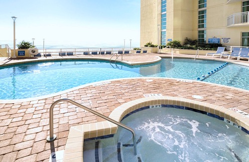 Ash Condo | Sunny 2BR w/Ocean Views & Lazy Pool Days