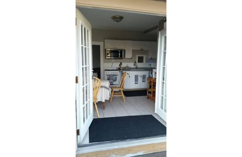 Allston House | Sunny 3 bed. Bu BC Harvard Boston landing & Hospital