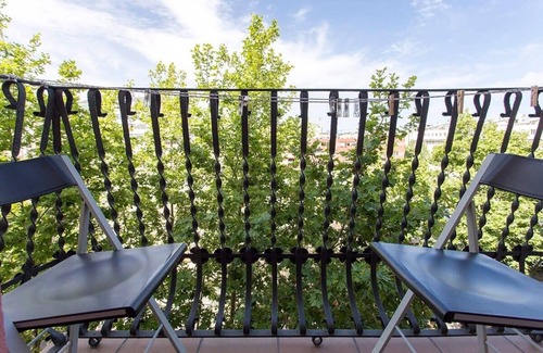 El Parc i la Llacuna del Poblenou Apartment | Sunny 3BD for Families in Poblenou next to the sea!