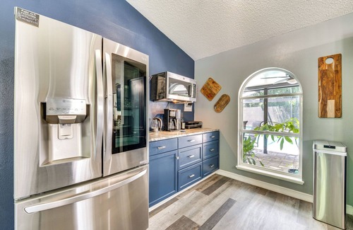 Apopka House | Sunny Apopka Home w/Pool - 5 Mi to Wekiwa Springs