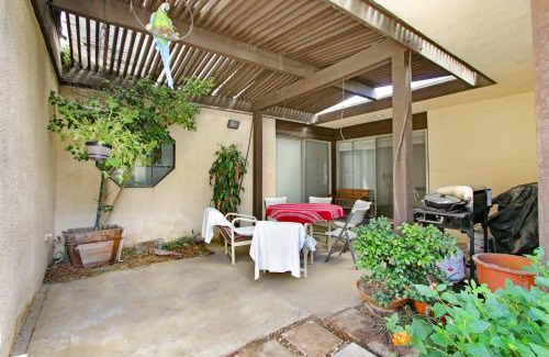 Azusa House | Sunny Azusa Hideaway Near APU&Trails Easy LA Access