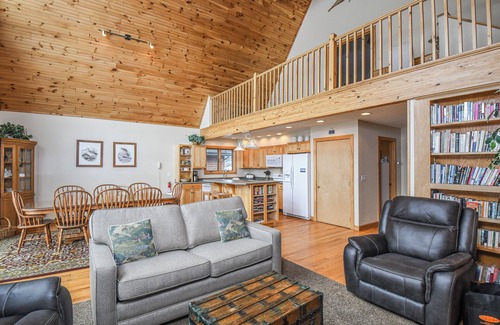 McHenry Cottage | Sunny Boy