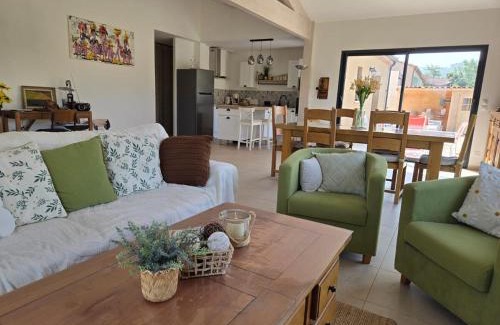 Salasc Villa | Sunny break in Salasc