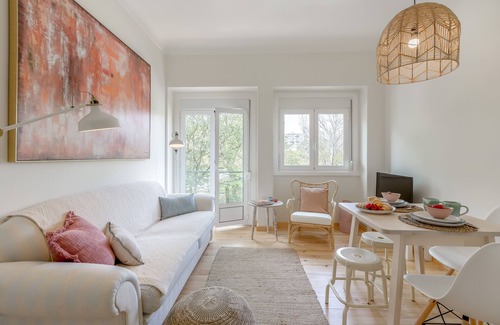 Alvalade Apartment | Sunny, Bright and Quiet Apartment, By TimeCooler