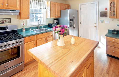 Mashpee House | Sunny Cape w/Private Pool, Steps to Association Lake