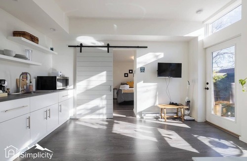 Sunnyside House | Sunny Carriage House in Denver Patio + Firepit
