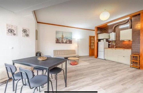 Cascais Apartment | Sunny Cascais Apartment 5min stroll to the Beach Calm Surroundings