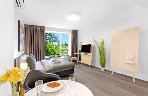 Old Town Apartment | Sunny Central Nest by the Inverted Pyramid