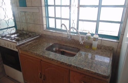 Ipiranga House | Sunny chales-House 1 bedroom - pet ok - Martin Sá Wi Fi - 350 mts beach air cond