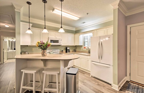 Clayton Condo | Sunny Clayton Condo on Kingwood Golf Course!