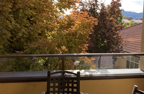 Okanagan-Similkameen Condo | Sunny condo in Casa del Lago Osoyoos available for short term rental.