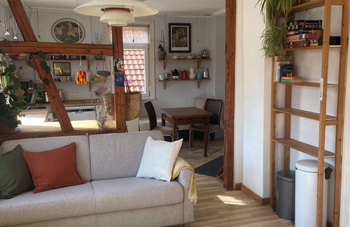 Hattorf Apartment | Sunny country house apartment