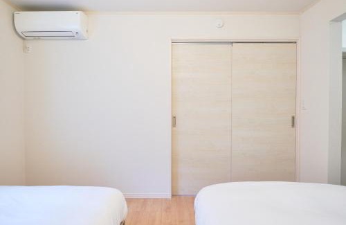 Nishikoiwa Apartment | Sunny Court