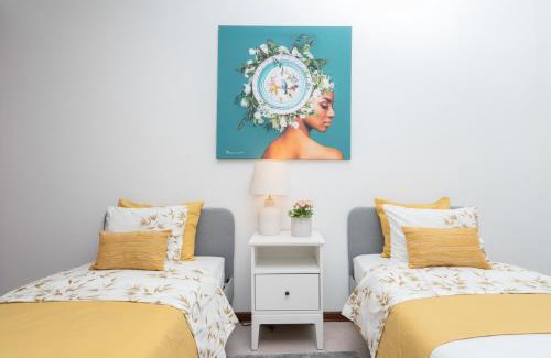 Sao Mamede de Infesta Apartment | Sunny Cozy Flat w/Terrace - São João