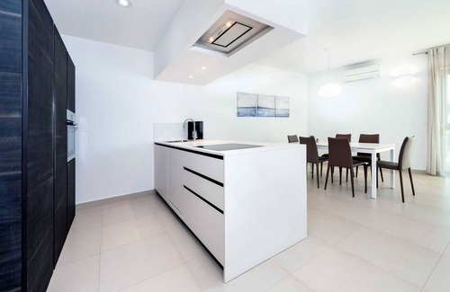 Borik Apartment | SUNNY DAY - Apartment with Parking