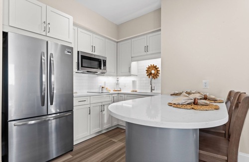 Morehead City Condo | Sunny Days Retreat - Waterfront Getaway in the Heart of Morehead City!