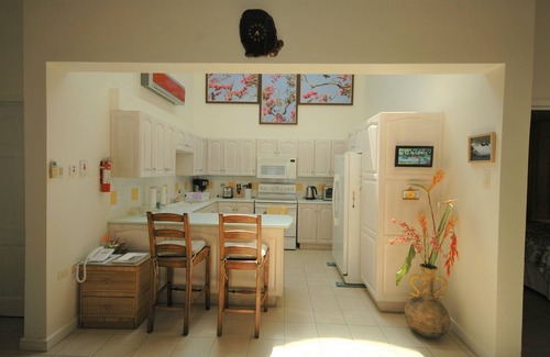 Lowlands Villa | Sunny Daze - A Beautiful Waterfront Cottage