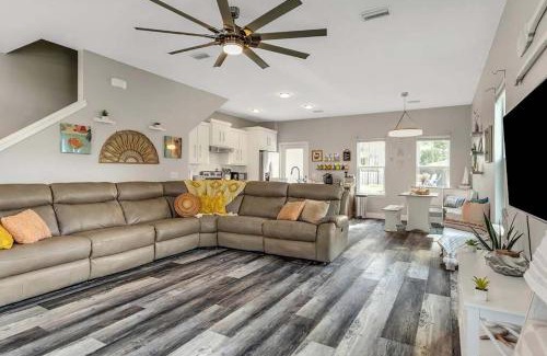 Biltmore Beach House | Sunny Daze by Emerald Coast Retreats