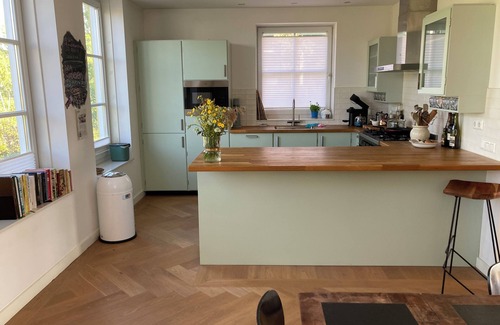 Watergang House | Sunny detached house 10 minutes from Amsterdam on beautiful nature reserve.