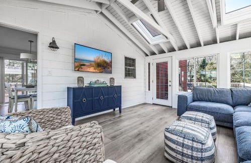 Grand Beach House | Sunny Dunes Retreat